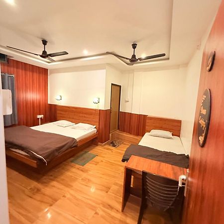 Dream Lodging ซิลชาร์ ภายนอก รูปภาพ